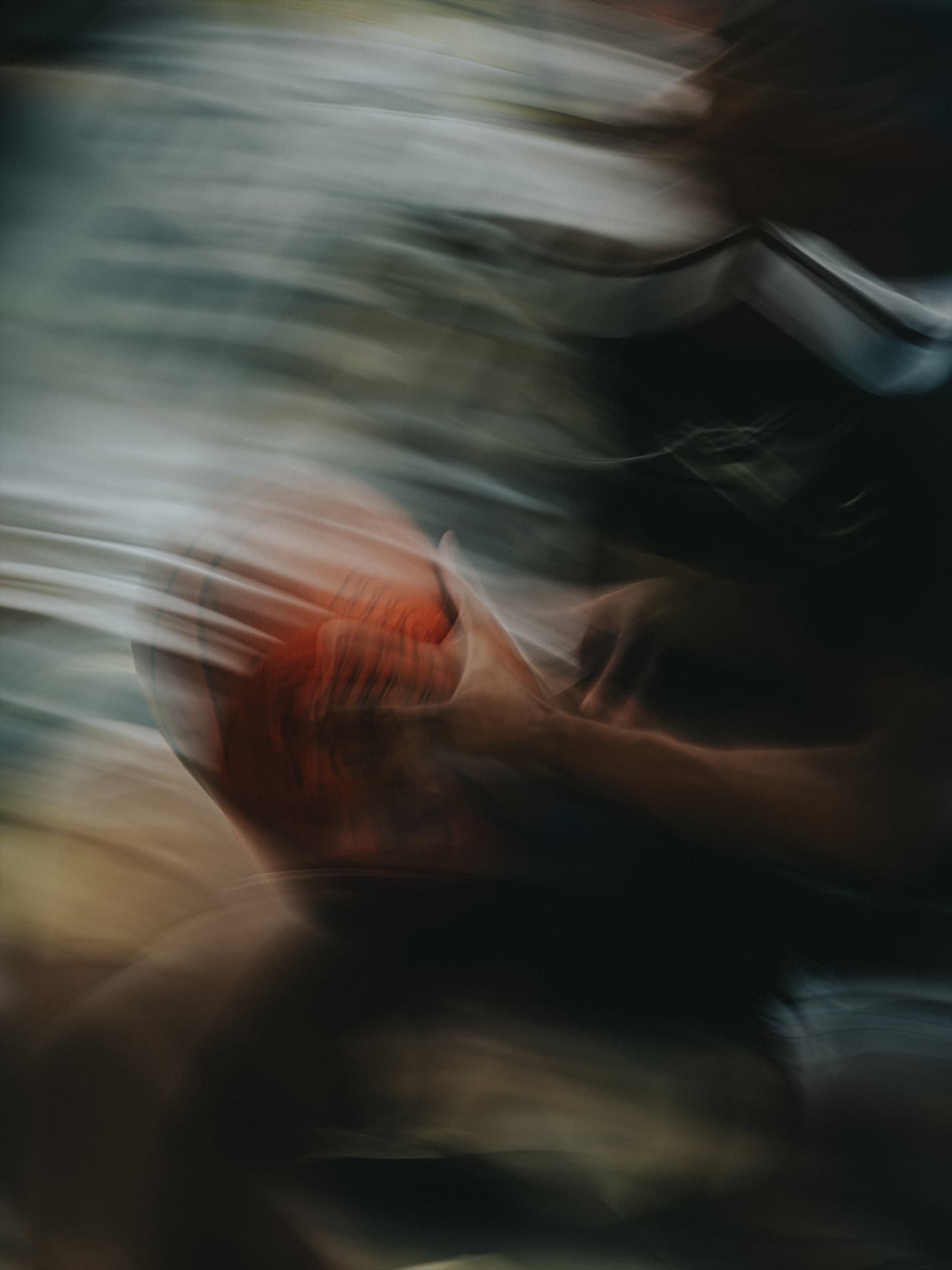 Basketball player reading the defense on a drive